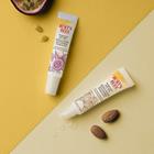 Image for the Burt's Bees Hydrating Lip Oil product